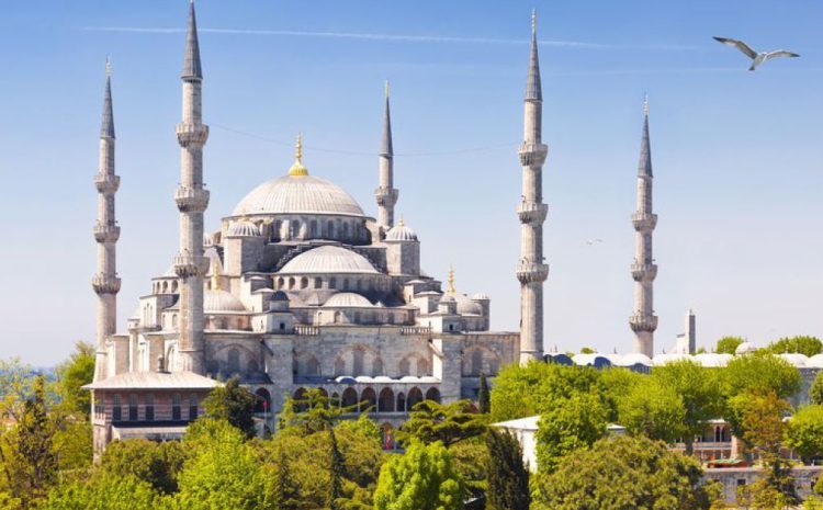  İstanbul’un İkonik Camileri: Hayran Bırakan 5 Cami